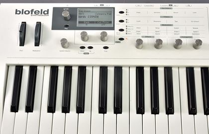 Waldorf-Blofeld keyboard & waves & patches 